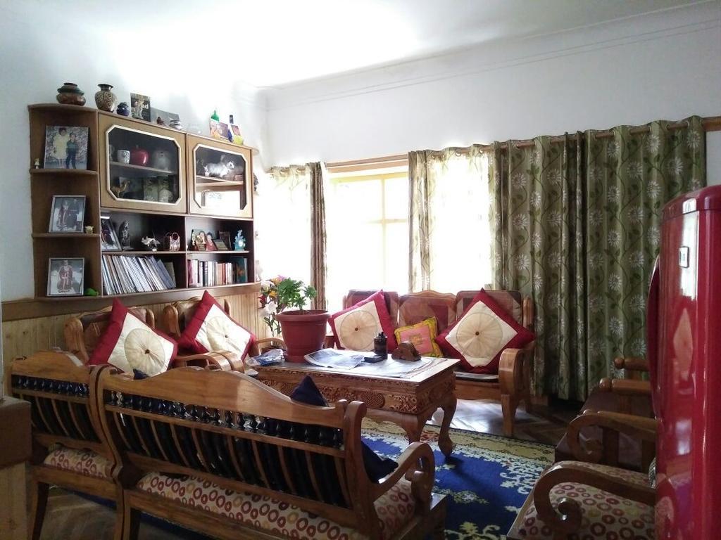 Youthok Guest House Лех Екстер'єр фото